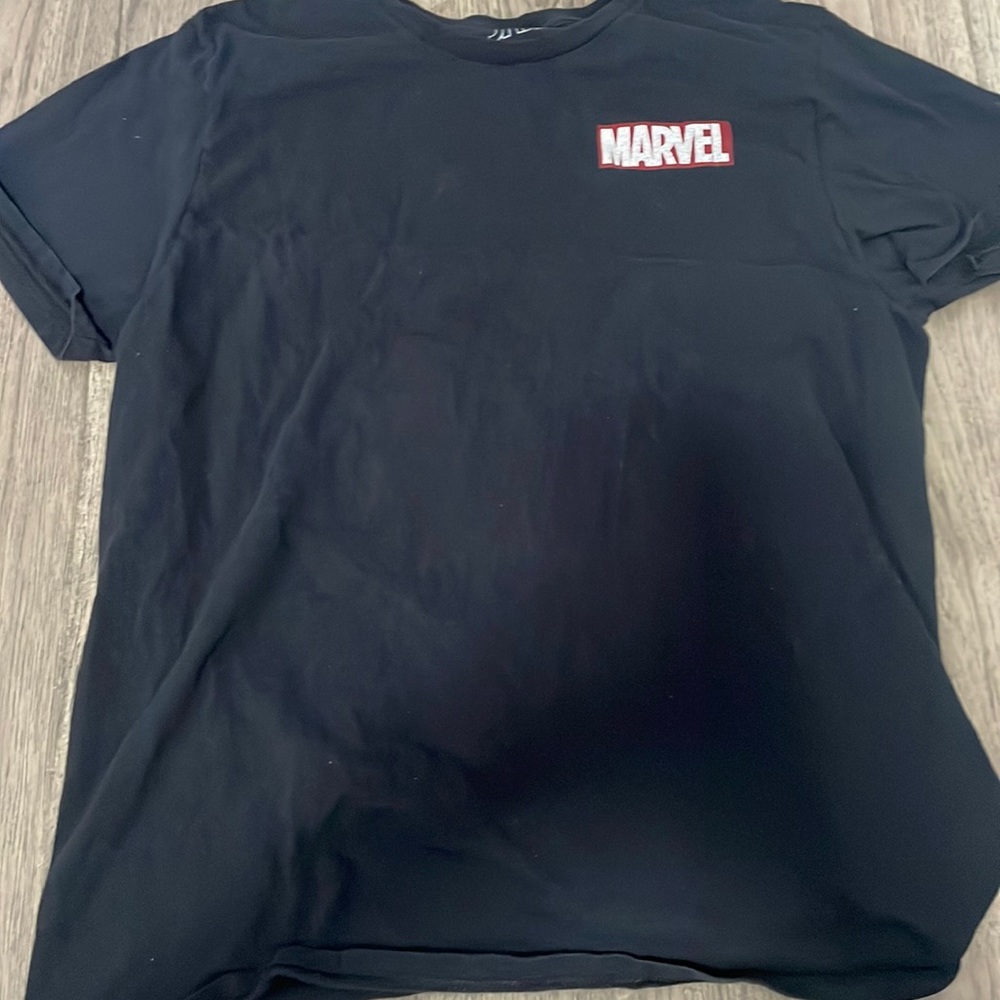 spider man graphic tee.